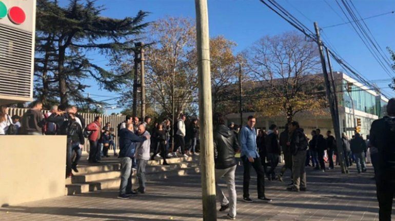 Amenazaron de bomba a Telefe en Buenos Aires