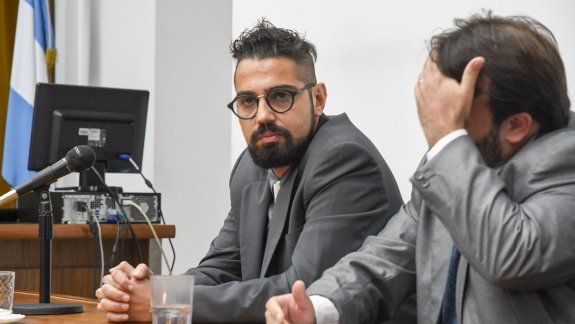 El periodista y locutor Pablo García Aliverti fue condenado hoy a la pena de cuatro años de prisión por el delito de homicidio culposo agravado por atropellar y matar al vigilador Reinaldo Rodas.