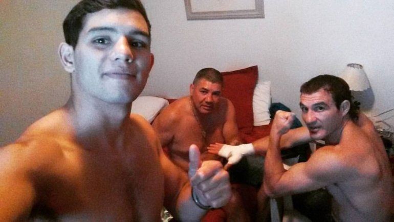 Manu Godoy de puño y letra