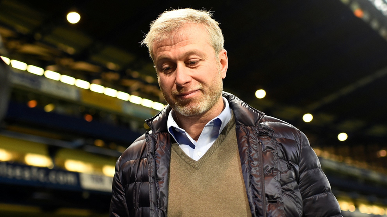 Habrían envenenado al dueño del Chelsea, cuando negociaba la paz en Ucrania