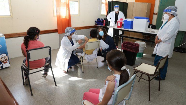 Cómo inscribir a los niños mayores de 3 años para recibir la vacuna contra el COVID