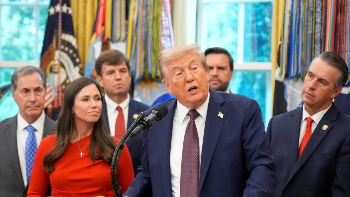 Acabamos de derribar un barco que transportaba drogas de Venezuela a Estados Unidos, anunció Donald Trump en la Casa Blanca.