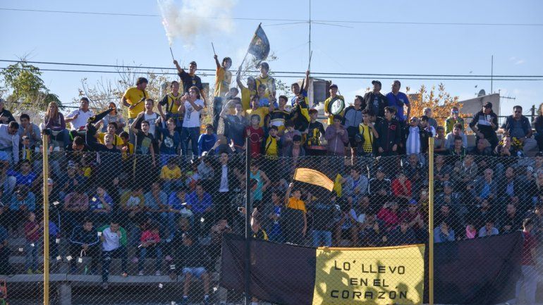 Pacífico venció a J.J. Moreno de Madryn y se acerca al sueño de ascenso