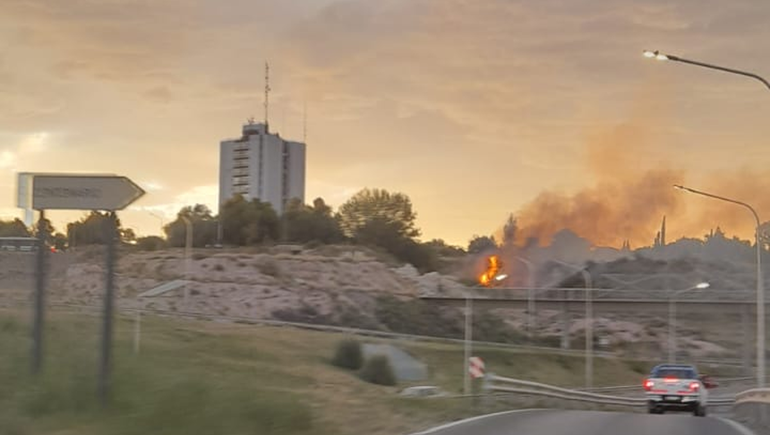 Preocupación por incendio intencional en Alta Barda