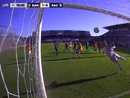 A Banfield le anularon un gol contra Racing. A Banfield le anularon un gol contra Racing.