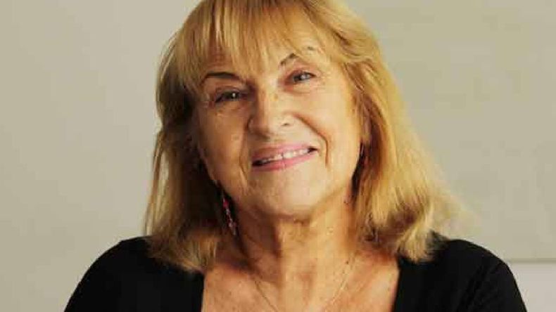 Cipolletti despidió con dolor a Martha Palou, figura de la radio y la cultura local. | LM Neuquen Cipolletti despidió con dolor a Martha Palou, figura de la radio y la cultura local.