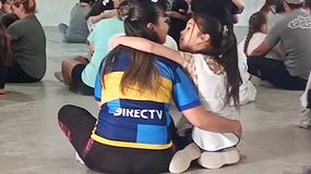 Un abrazo final, un te quiero y un gracias, parte de la actividad sin celulares ni pantallas.&nbsp;