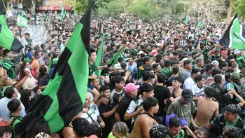 San Martín de San Juan quiere seguir en la primera división del fútbol argentino. San Martín de San Juan quiere seguir en la primera división del fútbol argentino.