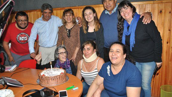 El intendente Zúñiga festejó en la radio, que también estaba de cumple.&nbsp;