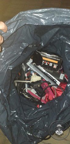 Robo a una peluquería: los atraparon in fraganti pero no tenían los elementos