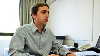 para monteiro, llancafilo deberia pedir perdon por su ignorancia
