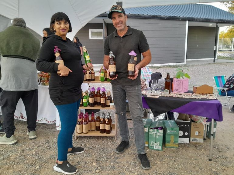 Polonia y su marido, emprendedores de Plottier. Polonia y su marido, emprendedores de Plottier.