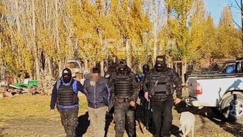 fue acusado por un viejo homicidio narco en valentina sur: estuvo cinco anos profugo y vivia en una chacra oculta fue acusado por un viejo homicidio narco en valentina sur: estuvo cinco anos profugo y vivia en una chacra oculta