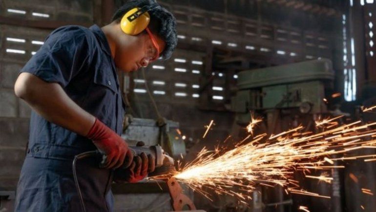 Sectores críticos podrán optar por el programa ATP en diciembre