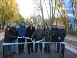 Mariano Gaido y Rolando Figueroa inauguraron una obra juntoa a otros funcionarios.