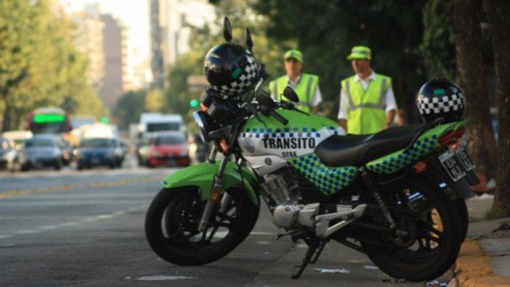 Una neuquina recibió 190 multas truchas de Ciudad de Buenos Aires