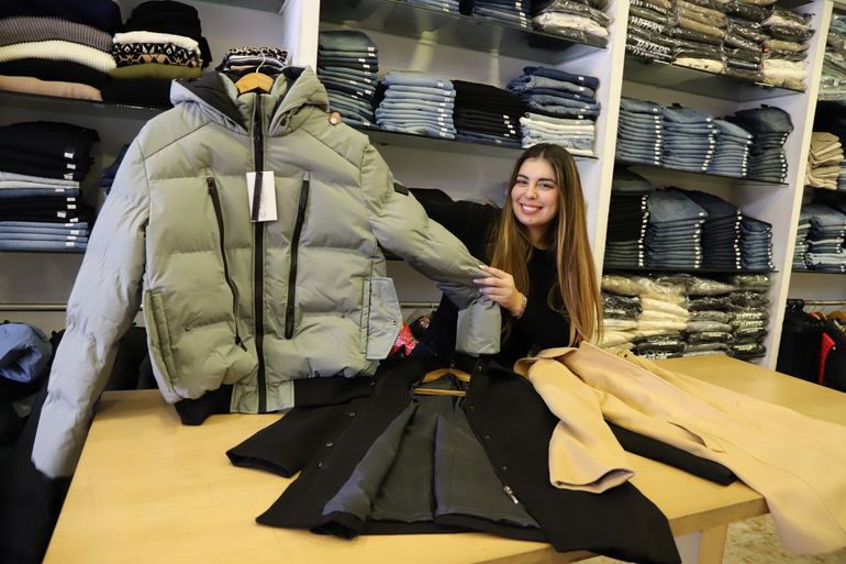 Se vino el frío y arrancó la venta de ropa de invierno: los precios en el bajo neuquino