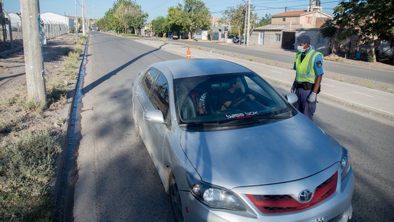 Control policial: ¿abuso de autoridad o intento de atropellar a un policía?