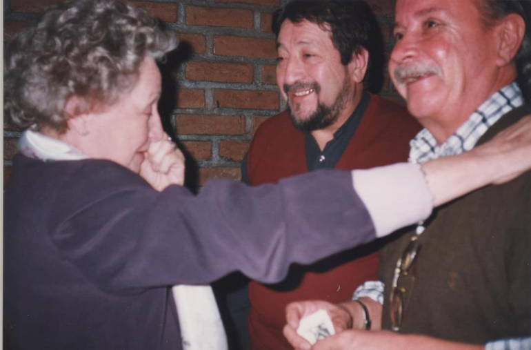 Alicia con Naldo Labrin y Ruli Domínguez. Alicia con Naldo Labrin y Ruli Domínguez.