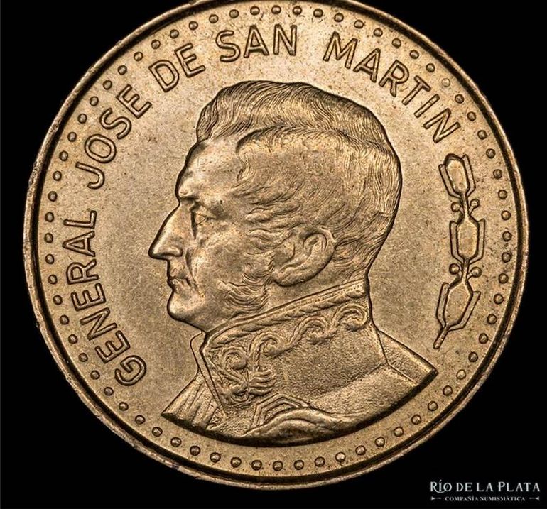 La efigie de San Martín junto a una rama de laurel se empezó a acuñar en 1979. La mula es una moneda que, del otro lado, figura como acuñada en 1978, algo imposible.