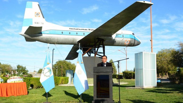 A 45 años, Cutral Co recordó la tragedia del avión de YPF 