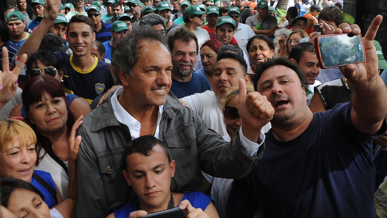 Scioli se lanzó y buscará la revancha en las elecciones