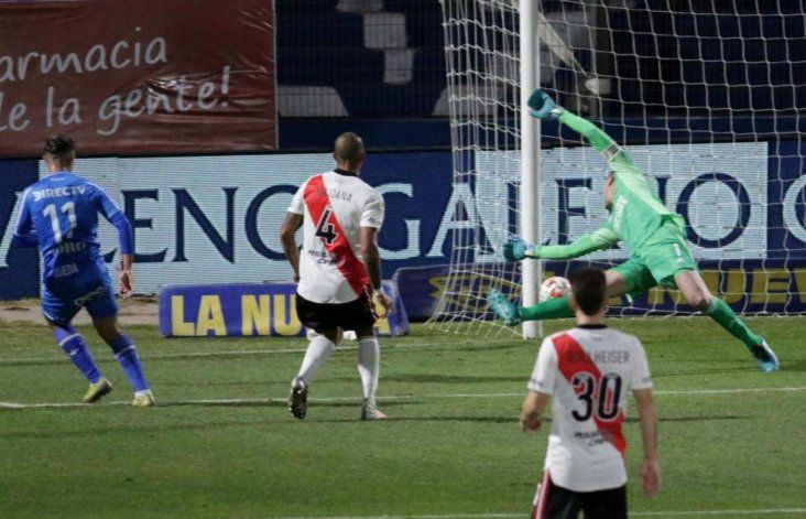 Otro golpe para River antes de Mineiro: perdió en Mendoza