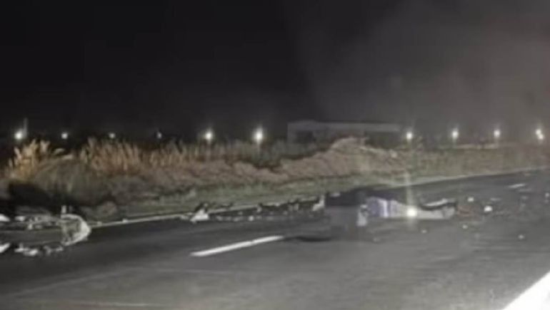 El motociclista murió al ser apalstado por dos camionetas en la ruta 158. El motociclista murió al ser apalstado por dos camionetas en la ruta 158.