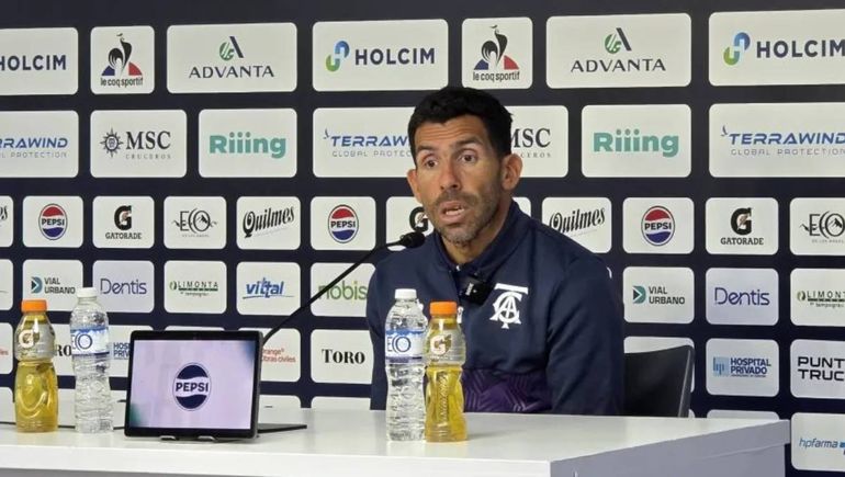 ⁠El reclamo de Carlos Tévez al presidente de Talleres tras un empate que despertó silbido en el Kempes