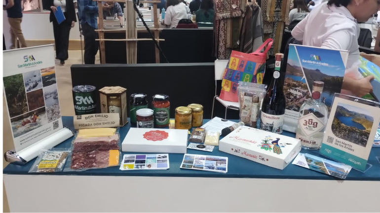 Stand de San Martín de los Andes en la 28° edición de la Feria Internacional de Turismo de América Latina (FIT) en la Rural Stand de San Martín de los Andes en la 28° edición de la Feria Internacional de Turismo de América Latina (FIT) en la Rural