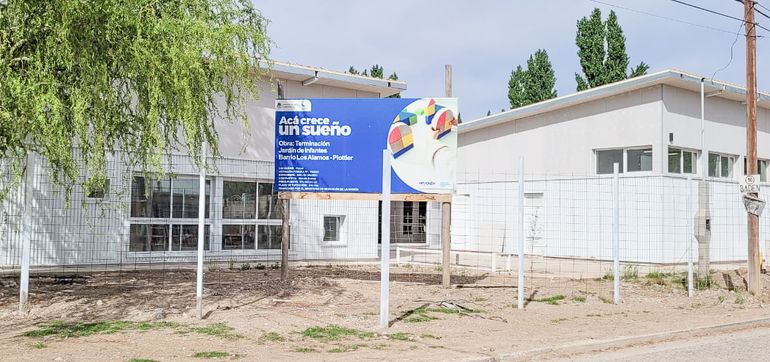 El presupuesto para escuelas será récord en Neuquén para el 2023.