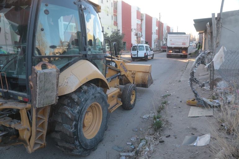 Ponen fin a un problema de muchos años: el operativo de la Muni en Parque Industrial