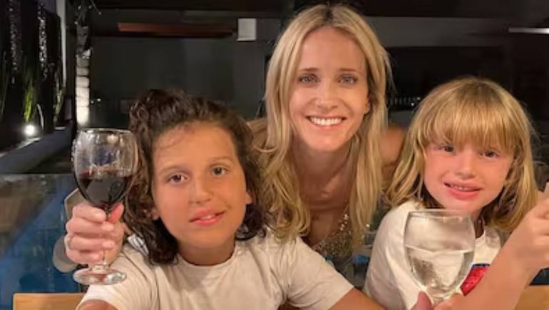 Así están hoy Mateo y Rocco, los hijos de Julieta Prandi que la acompañan durante el juicio