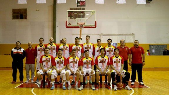 &nbsp;Desde las 21:30, en El Templo, Centro Español sale a la cancha.