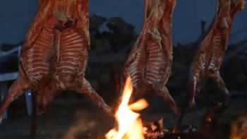 La denominación de origen se da gracias a los métodos naturales de cría y alimentación sin agroquímicos. Foto: secretaría de Producción.