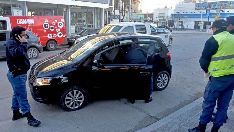 El conductor del Fox dijo que salió de un pub y chocó un cordón.&nbsp;