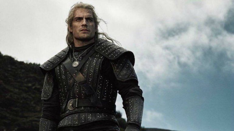 Henry Cavill protagoniza The Witcher, la serie de Netflix