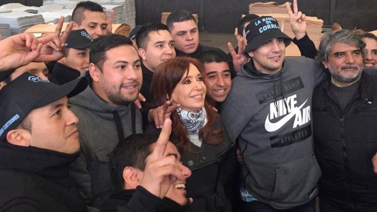 CFK visitó una fábrica &nbsp;de cuero
