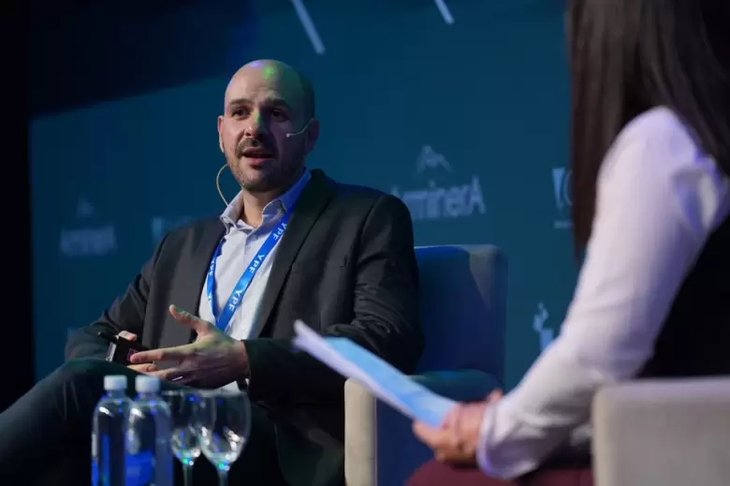 Según Rajzman, las empresas locales Según Rajzman, las empresas locales