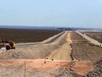 El gobernador neuquino dijo que ya existe el compromiso de unas 10 empresas que operan en Vaca Muerta para financiar un conjunto de obras viales.