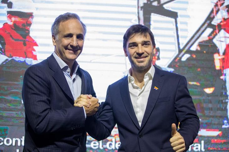 Marcos Bulgheroni, CEO de PAE, con el gobernador de Chubut, Ignacio Torres. Marcos Bulgheroni, CEO de PAE, con el gobernador de Chubut, Ignacio Torres.