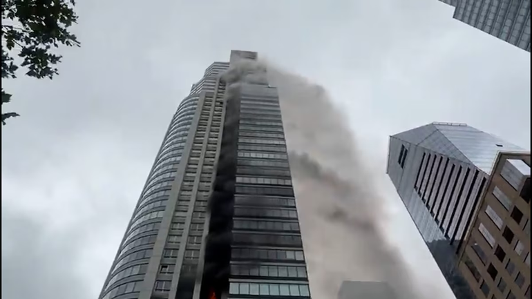 El incendio de la torre de Puerto Madero causó pánico / Foto Captura