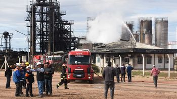 SFP Explosion incendio en refineria Plaza Huincul (63).JPG