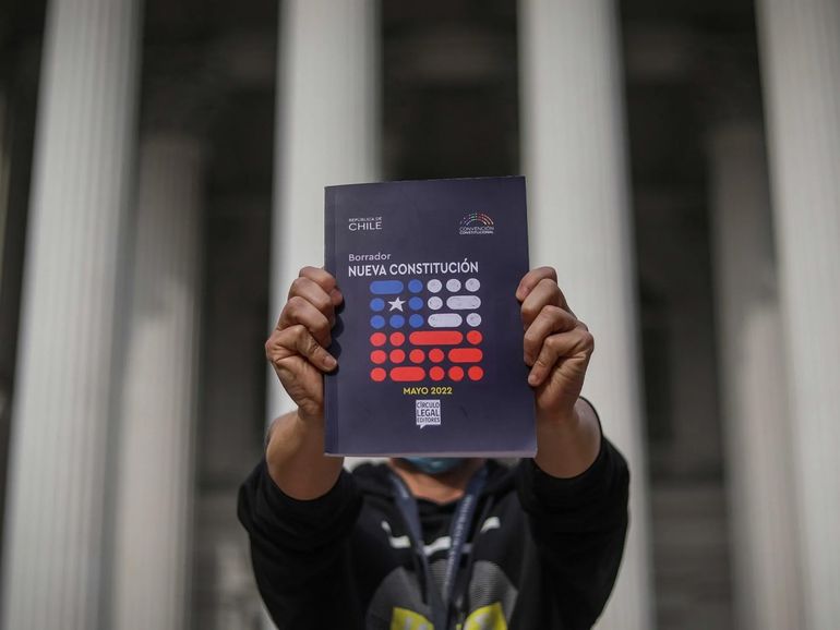 Nueva Constitución en Chile: según una encuesta, la mayoría se opone