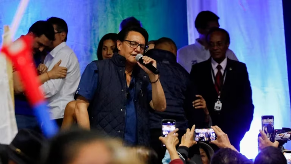 Ecuador: asesinaron a tiros al candidato a presidente opositor al correísmo