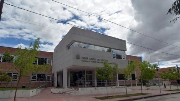 Un hombre irá 8 años preso por violar a su hijastra