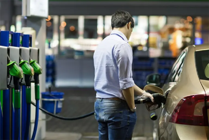 Julio cerró con una baja interanual del 6,4% en la comercialización de combustibles. Julio cerró con una baja interanual del 6,4% en la comercialización de combustibles.