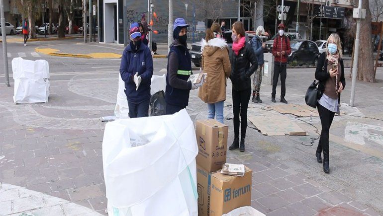Recibieron residuos secos en el Monumento para respaldar una ley de reciclado