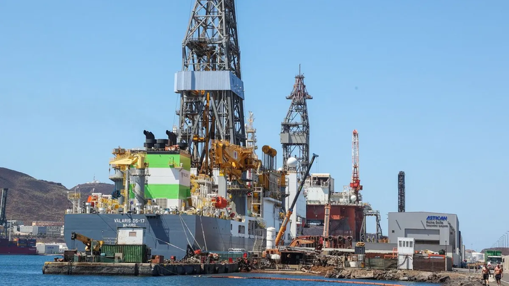 El buque Valaris DS -100 fue el encargado de perforar el pozo Argerich, a más de 300 kilómetros del puerto de Mar del Plata. El buque Valaris DS -100 fue el encargado de perforar el pozo Argerich, a más de 300 kilómetros del puerto de Mar del Plata.