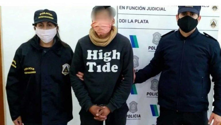 Invitó al sobrino de 6 años a ver la tele y lo violó